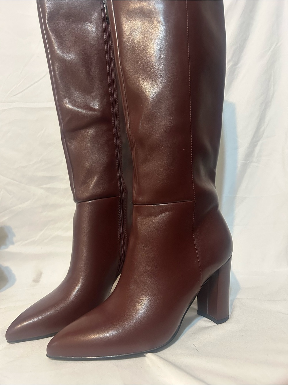 Women's Tall Pointed-Toe Block Heel Boots - Burgundy